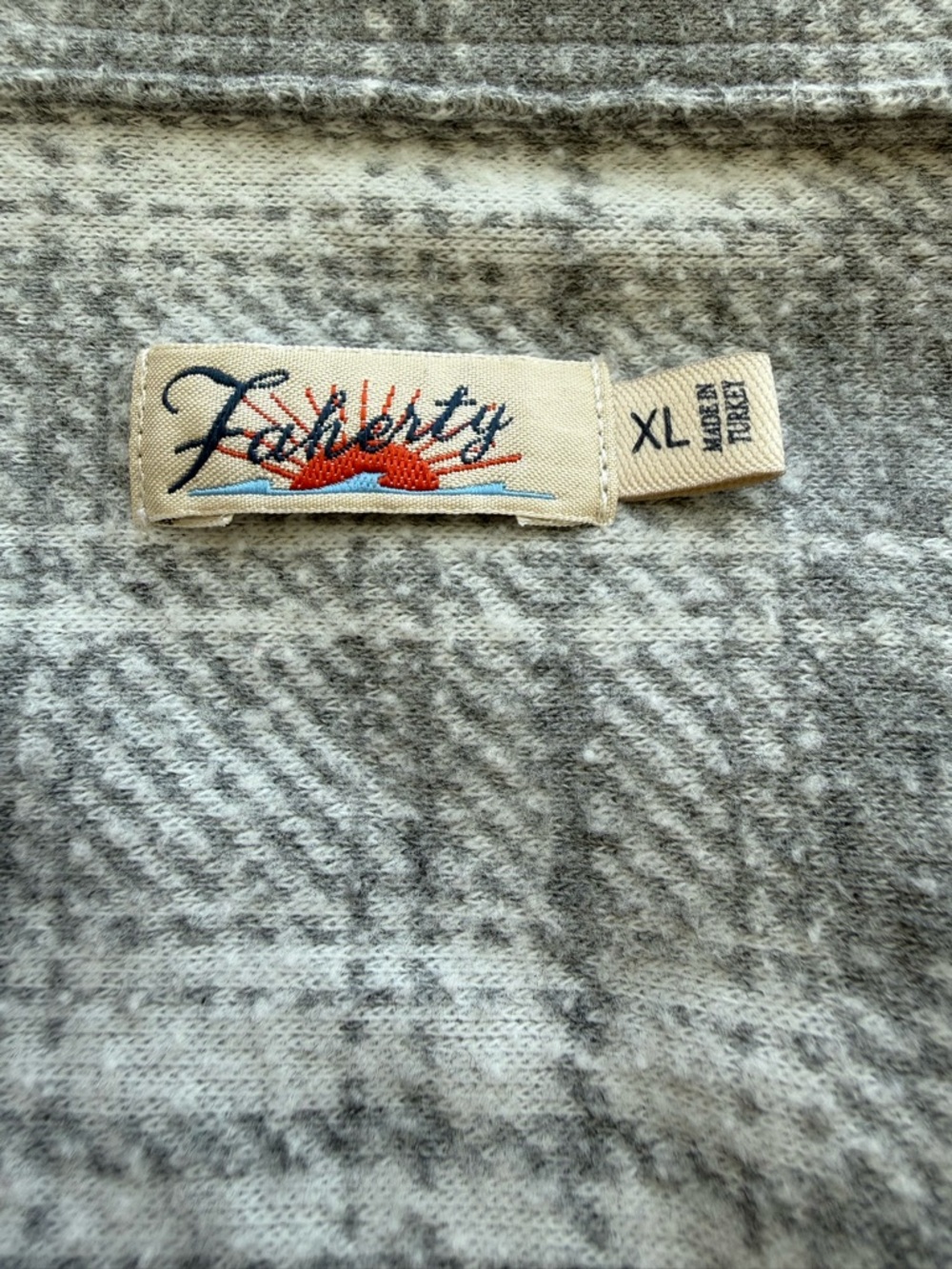 Faherty Legend Sweater Shirt Plaid XL Cozy Shacket Soft Knit Button Down - Picture 2 of 9